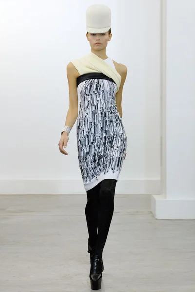 Look 35